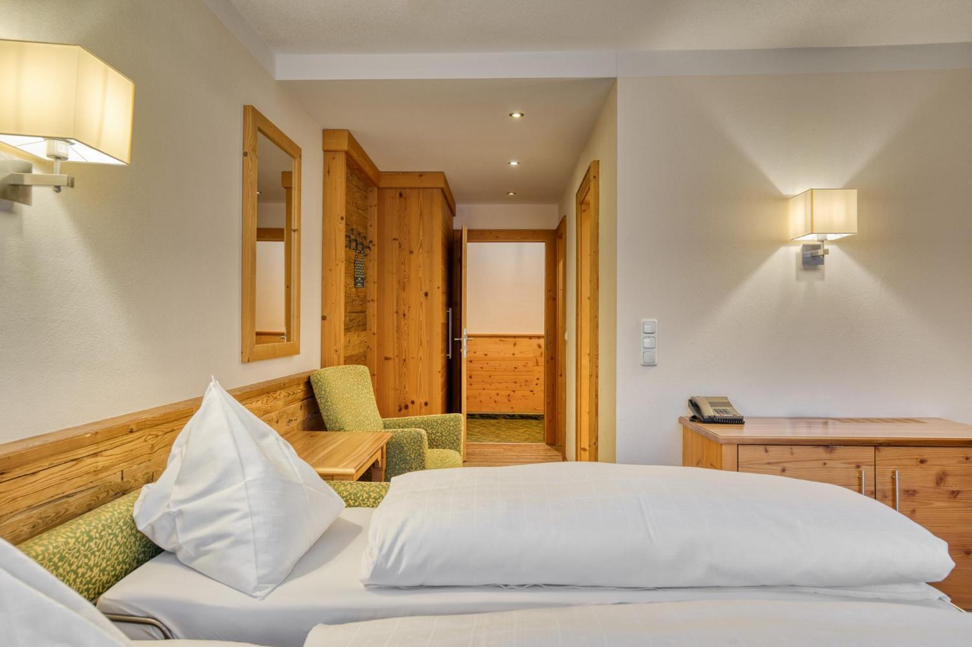 Hotel Alte Post Fieberbrunn Habitación foto