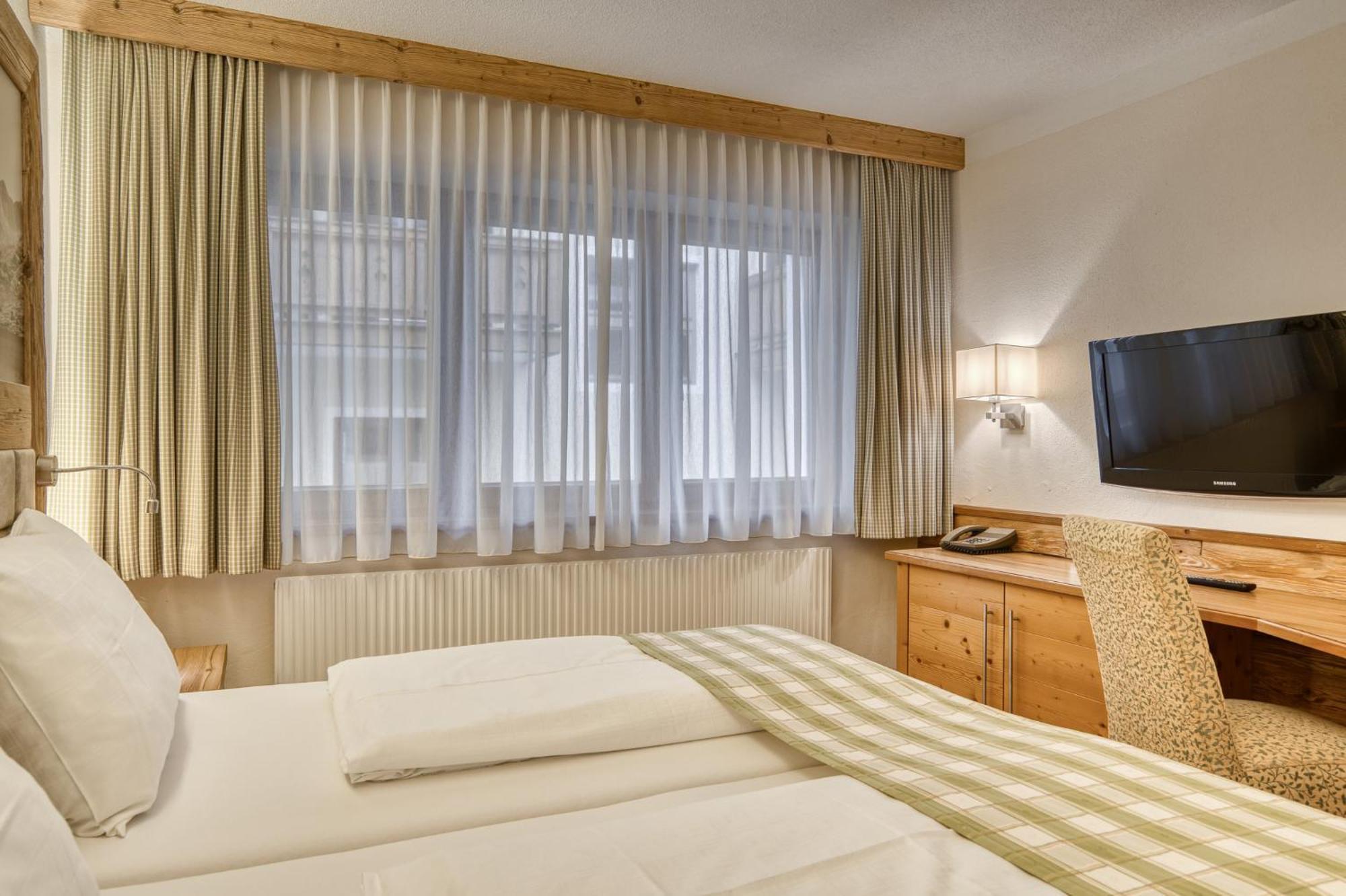 Hotel Alte Post Fieberbrunn Habitación foto